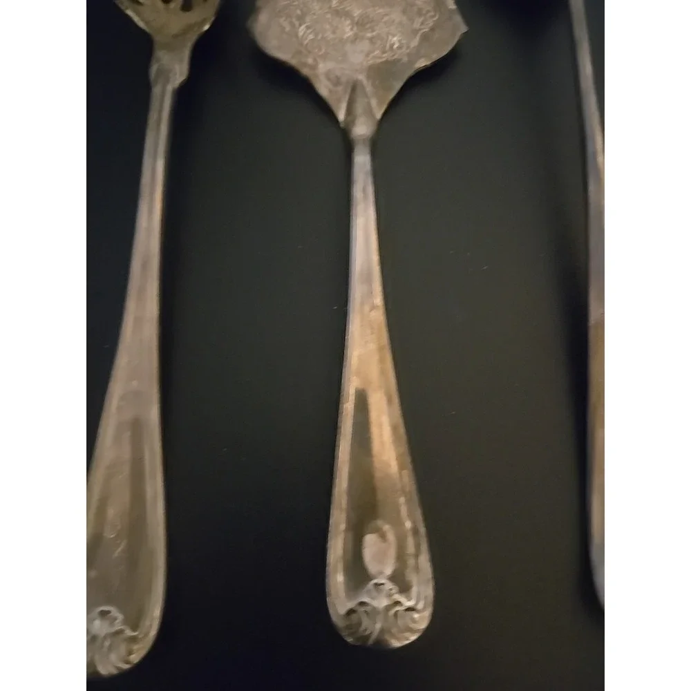 Unknown‎ Maker Lot Of 5 Serving Utensils Silver Plated